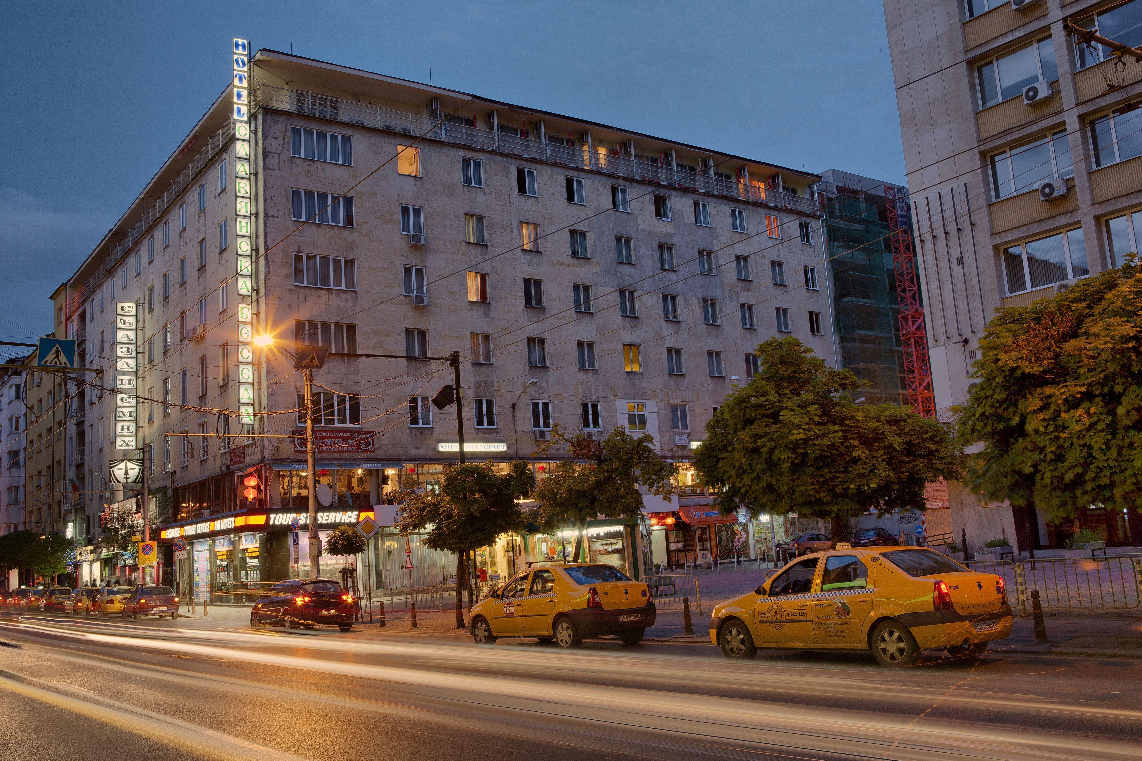Slavyanska Beseda Hotel — Photos 1